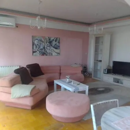 Apartament Lovely 4 In Quiet Environment In Skopje